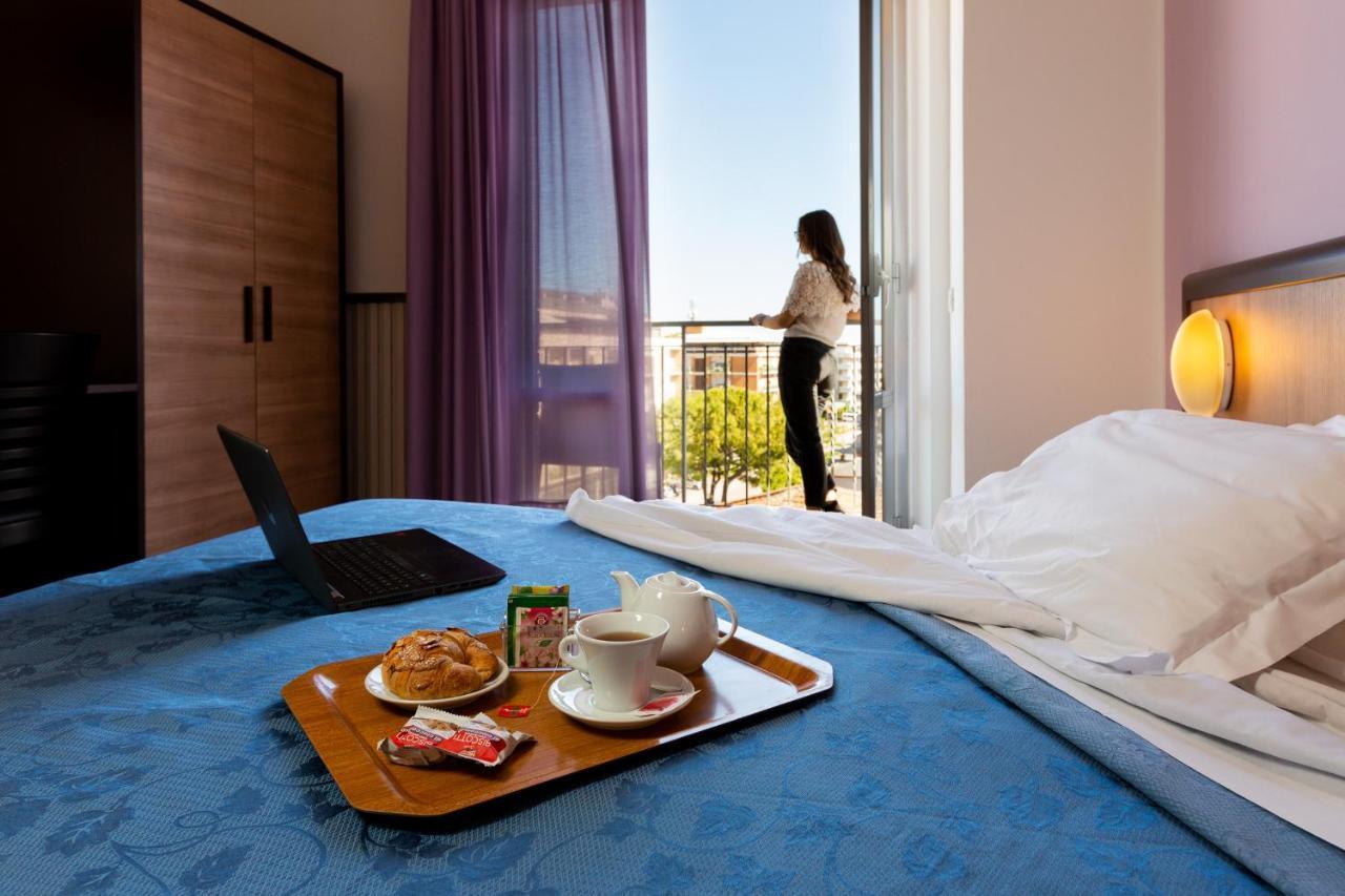 Hotel Belvedere Porto SantʼElpidio Eksteriør billede