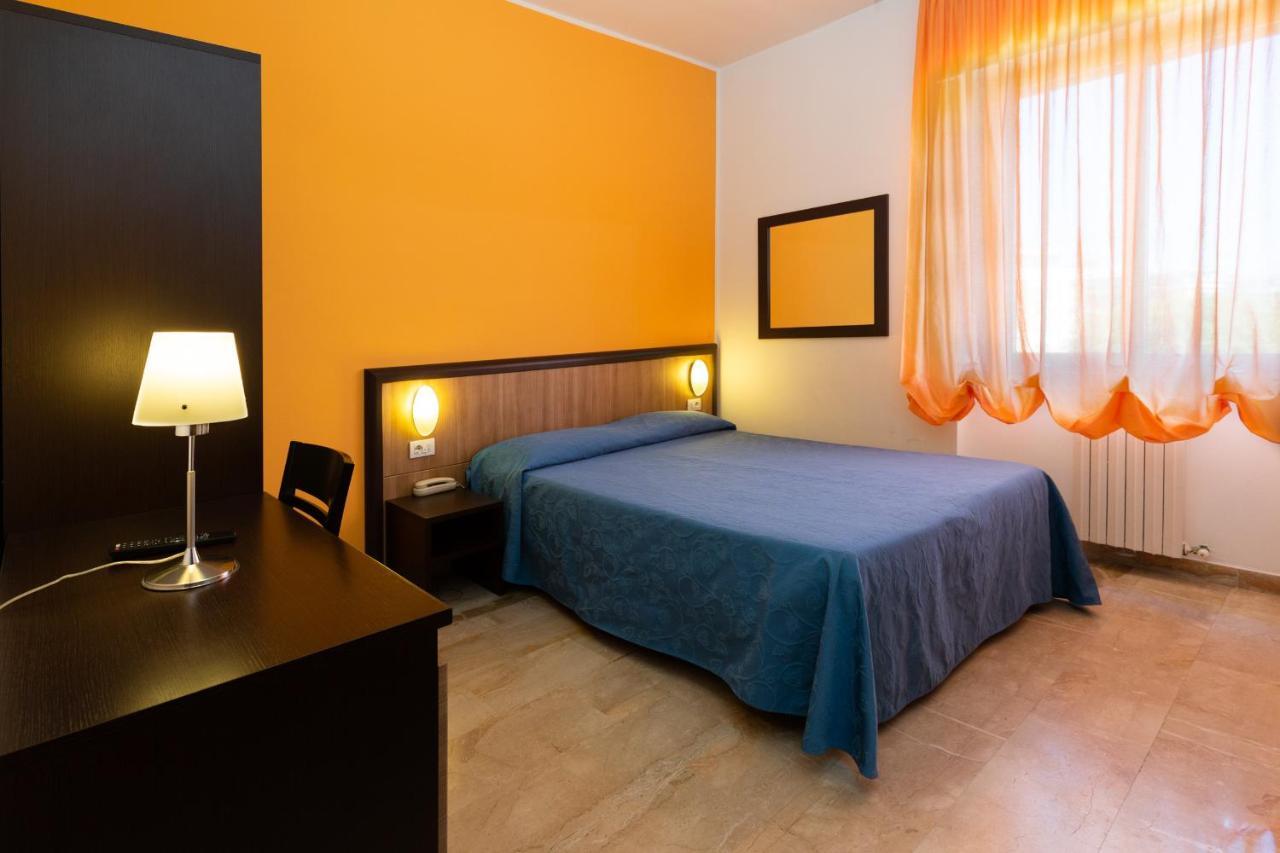 Hotel Belvedere Porto SantʼElpidio Eksteriør billede