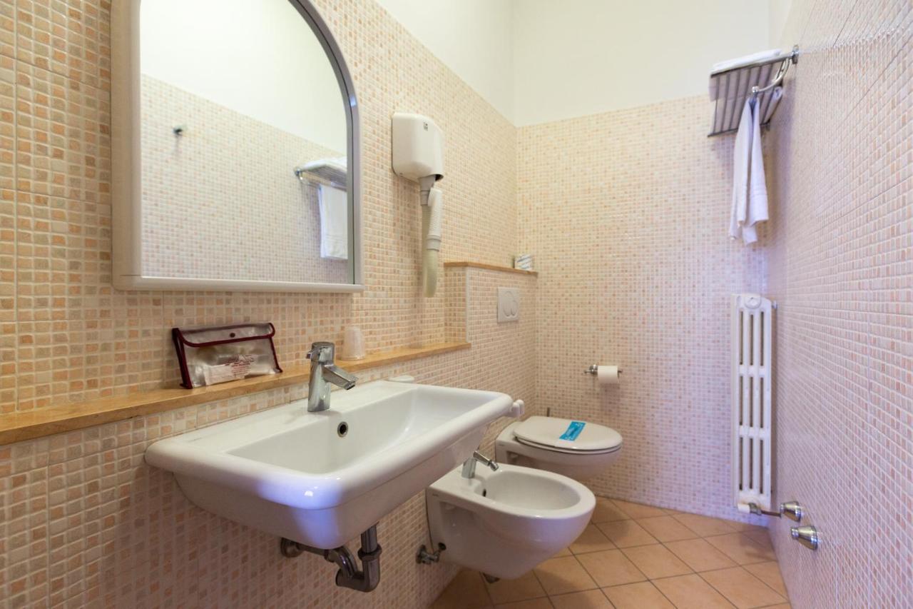 Hotel Belvedere Porto SantʼElpidio Eksteriør billede